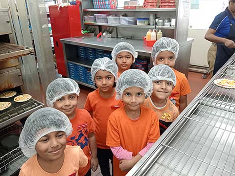 Montessori Fieldtrip to Dominos - 13