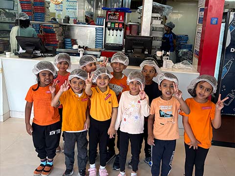 Montessori Fieldtrip to Dominos - 15