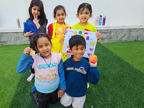 Show and Tell – Shapes 2025 - 12