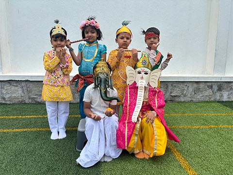 Festival Fiesta: Show and Tell - 1