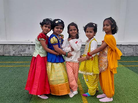 Festival Fiesta: Show and Tell - 2