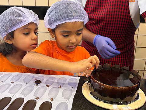 Montessori Field trip to Cakewala - 6