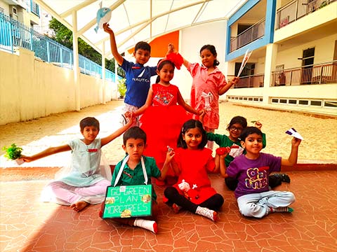 Montessori Show and Tell - Colours - 2