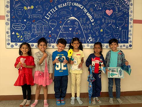 Montessori Show and Tell - Colours - 8
