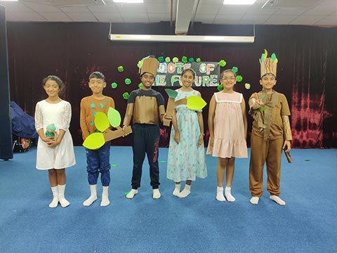 Grade 4D Assembly - 2