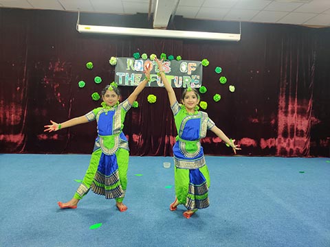 Grade 4D Assembly - 3