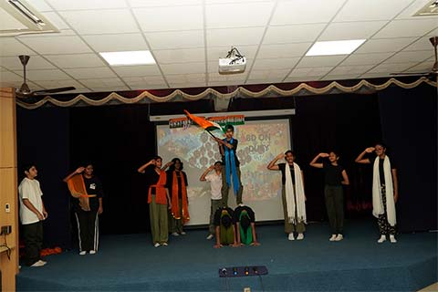 Grade 8D Assembly - 6